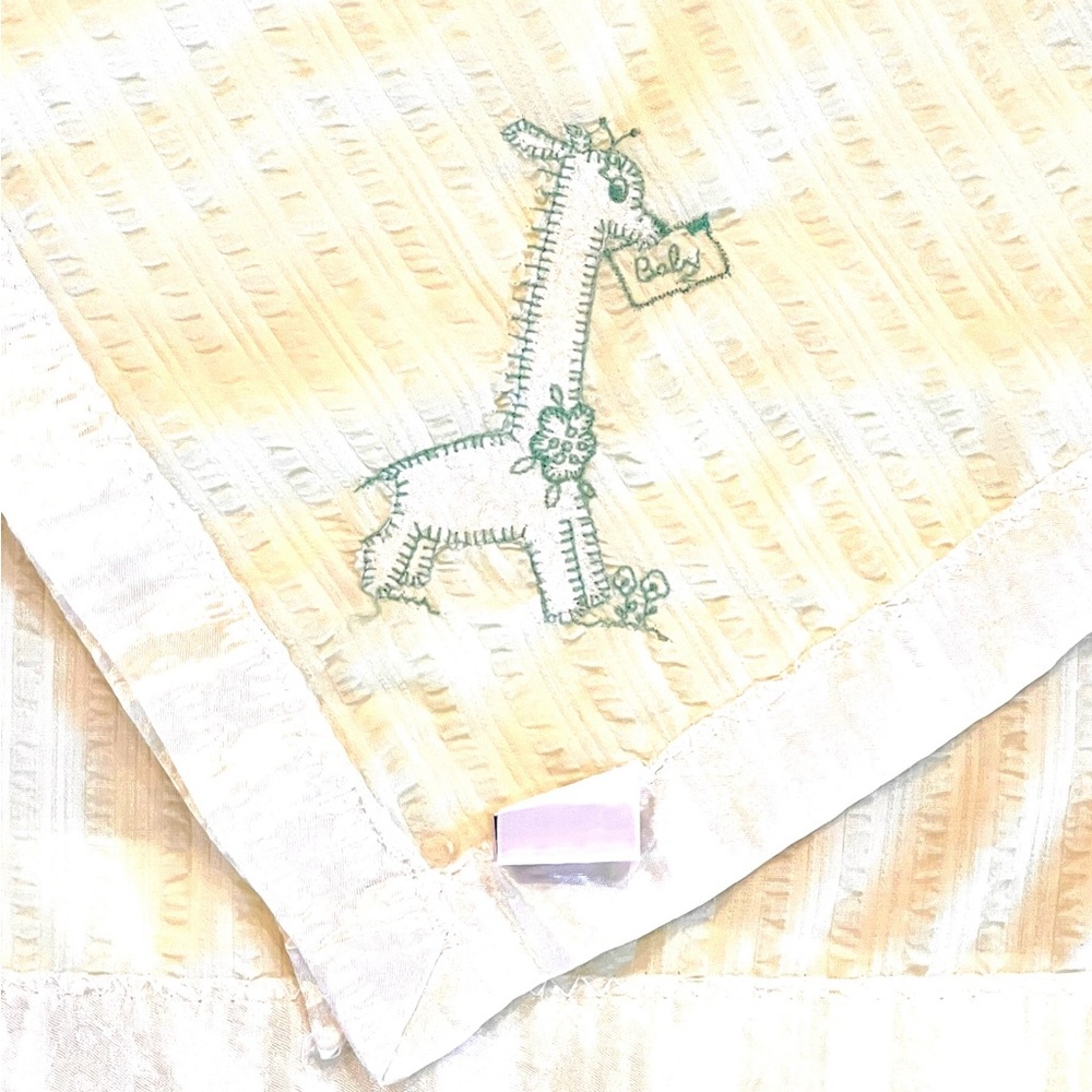 Vtg Quiltex Baby Blanket Unisex Yellow Satin Trim Made In USA 43”x35” Giraffe